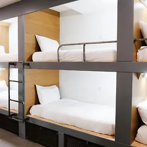 Hostel Cwtsh, Swansea